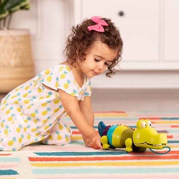 Krokodyl do ciągnięcia na sznurku b.toys zapewnia wiele godzin fantastycznej zabawy.